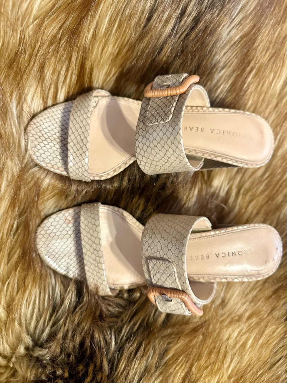 VERONICA BEARD Snakeskin Slides